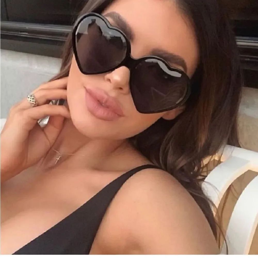 True Love Sunnies heart sunglasses glasses ❤️
